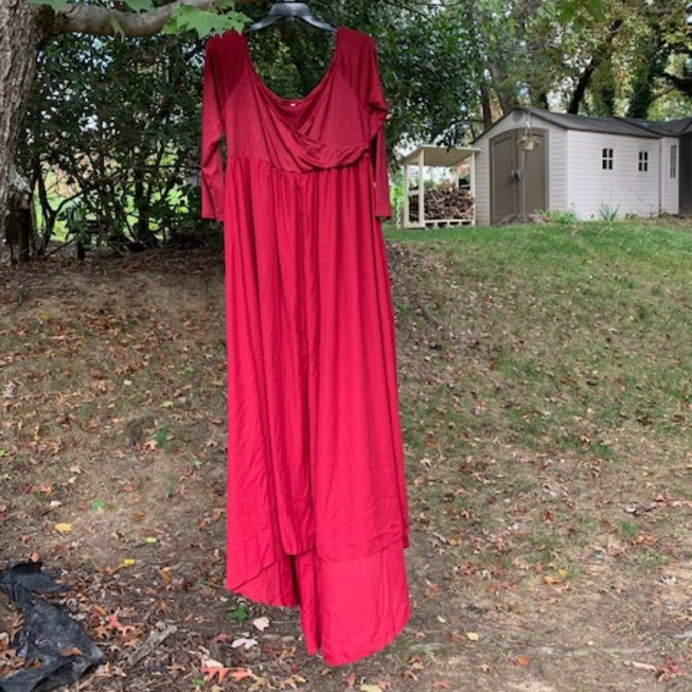 Full length dress color red wine, size 3XL